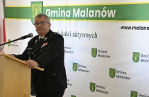 strazak osp przy mownicy